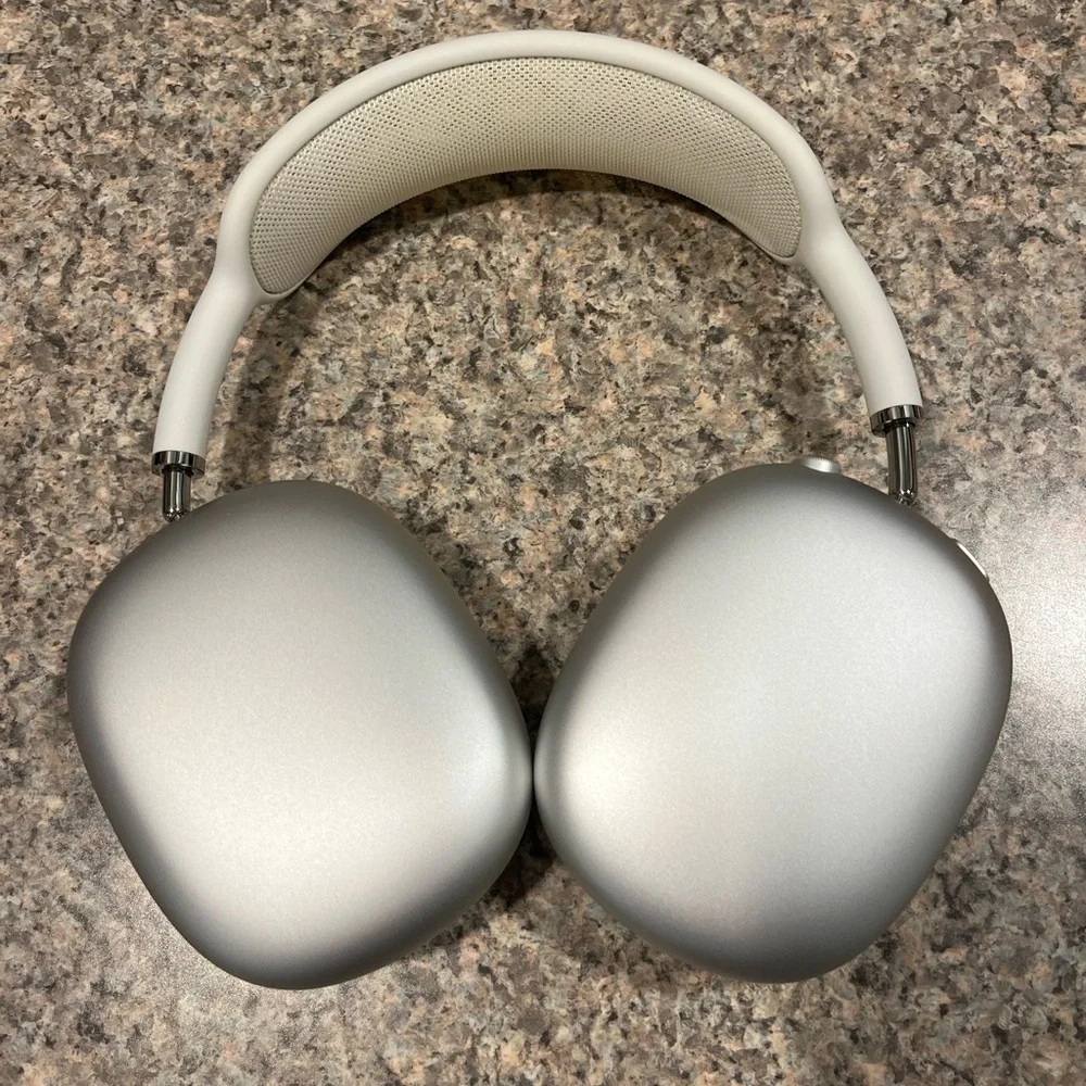 Apple AirPods Max Silver